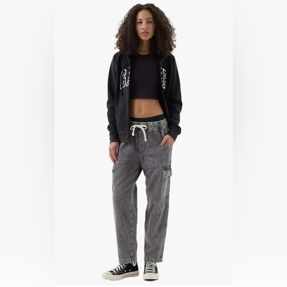 GAP Women's Gray Cargo Jeans